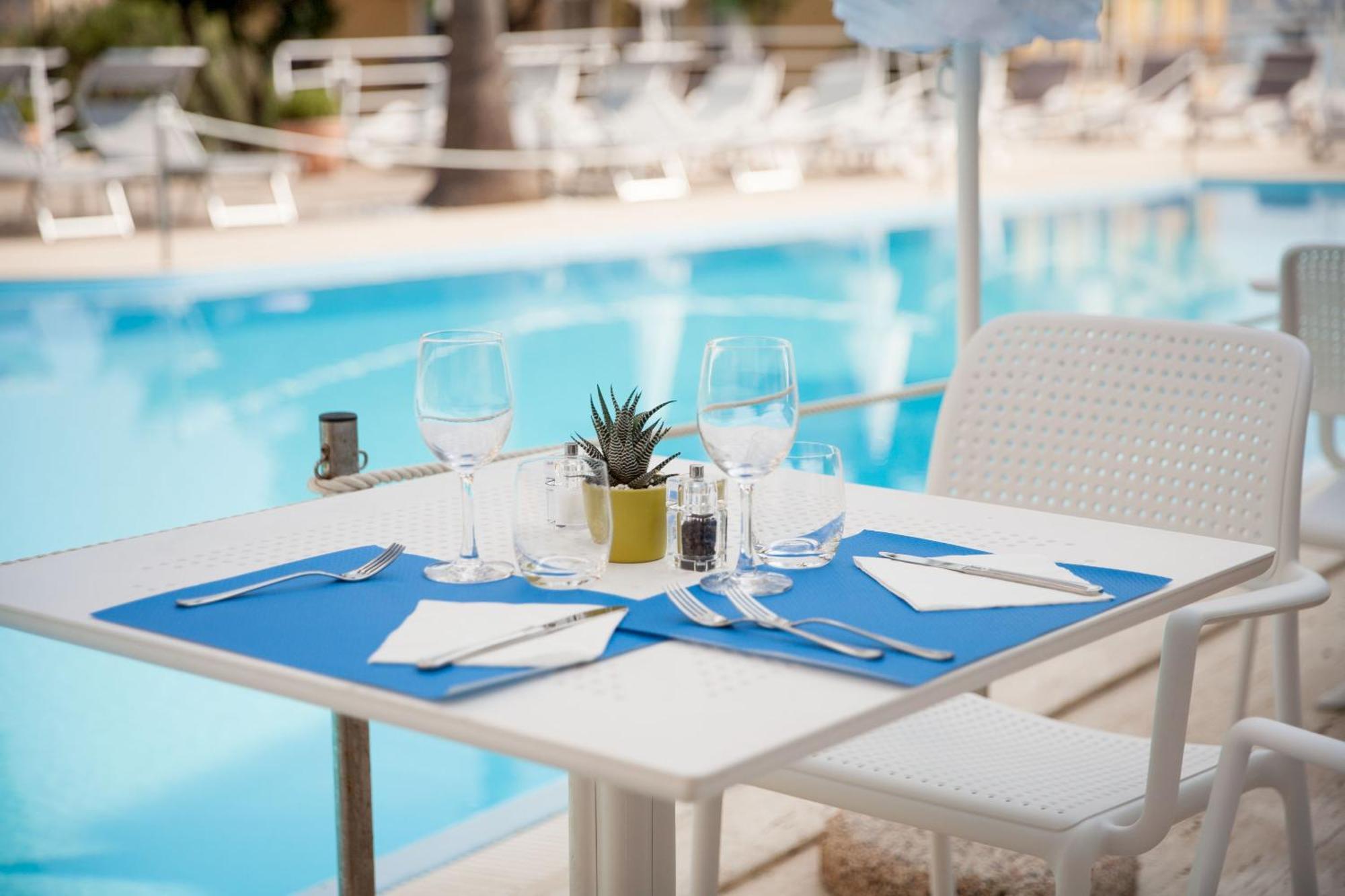 Hotel Moresco Diano Marina Luaran gambar