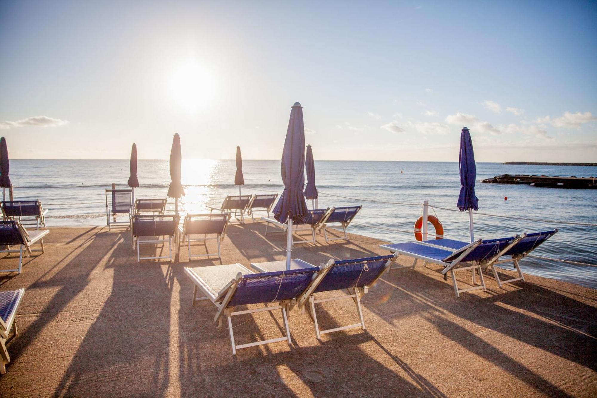 Hotel Moresco Diano Marina Luaran gambar