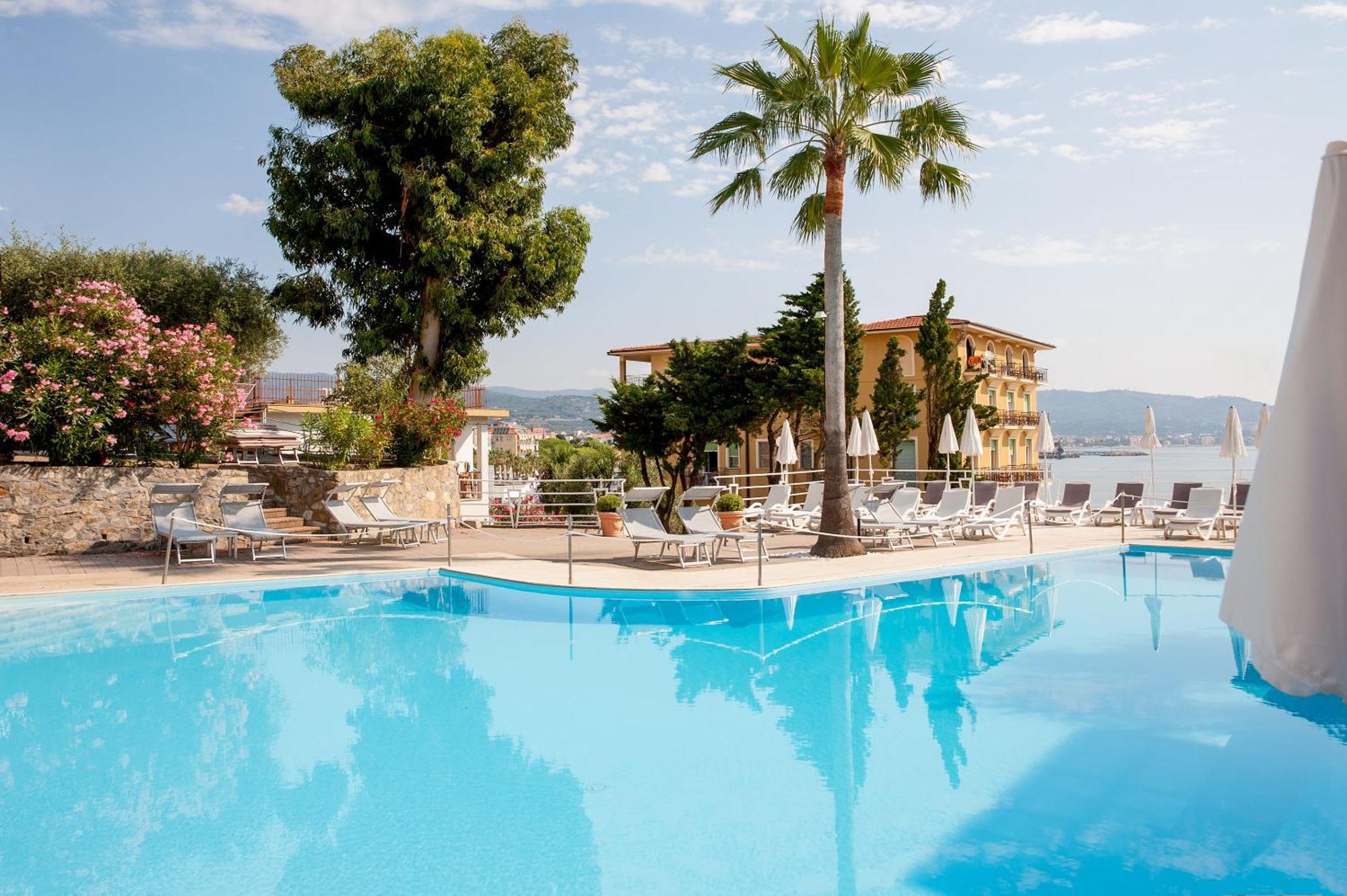Hotel Moresco Diano Marina Luaran gambar