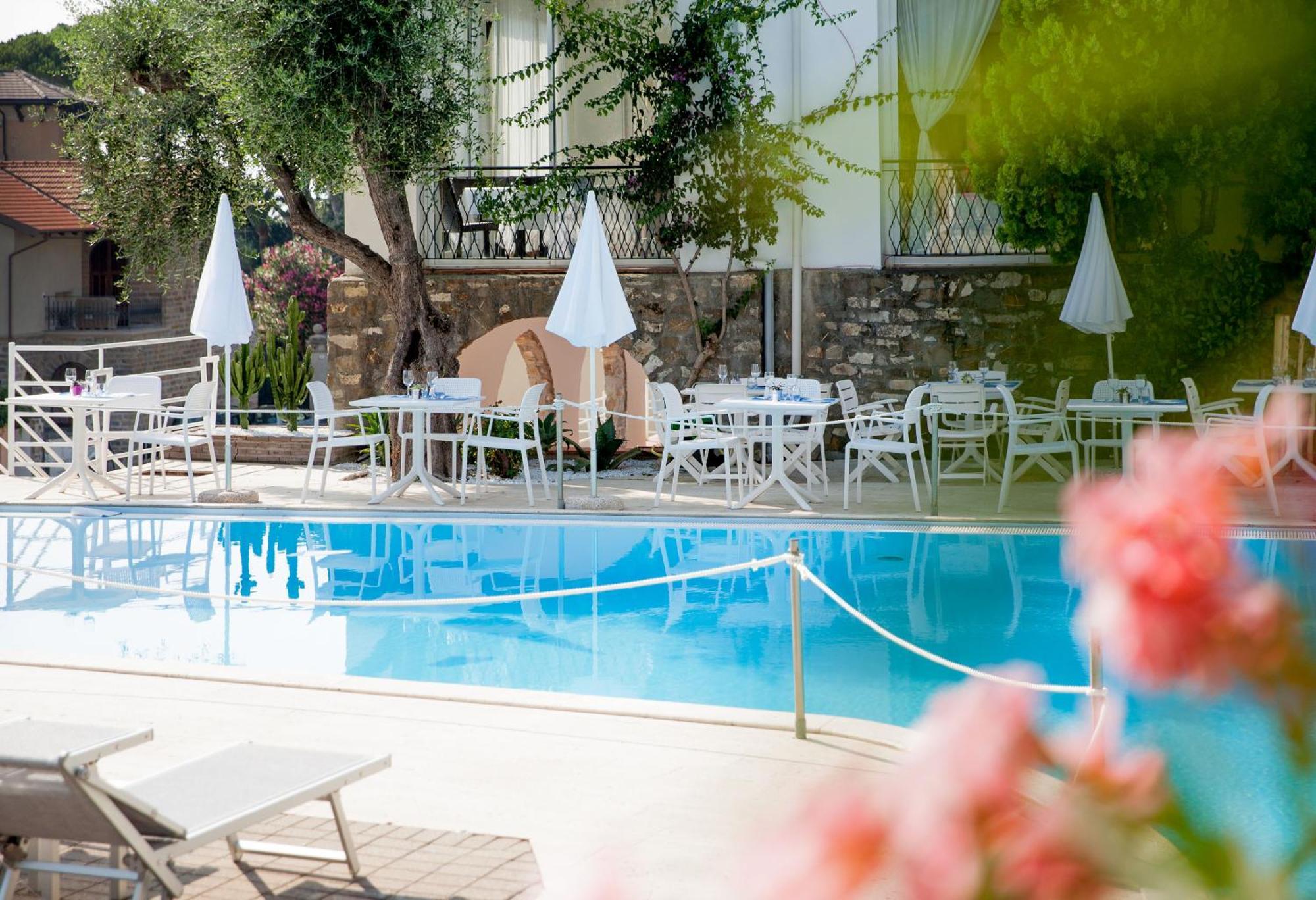 Hotel Moresco Diano Marina Luaran gambar