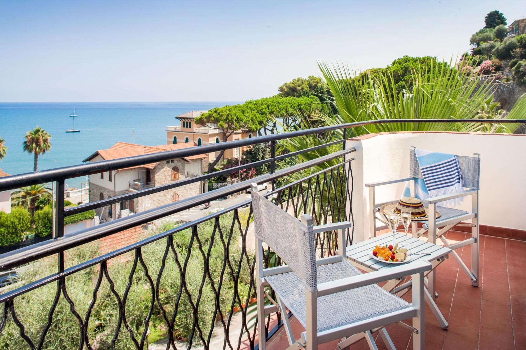 Hotel Moresco Diano Marina Luaran gambar